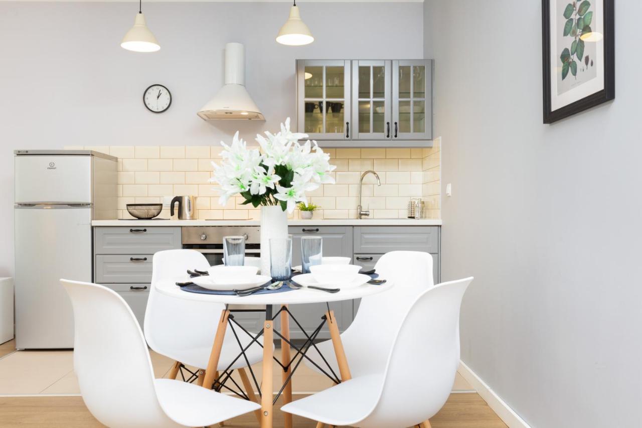 Apartments Warsaw Bitwy Warszawskiej Ngoại thất bức ảnh